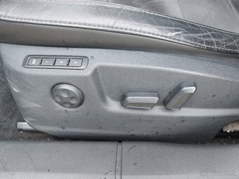 Škoda Superb Combi 1.6 TDI CR DPF Ambition - 18