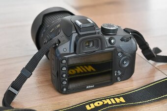 Nikon d3200 s VR AF 18-105 + brasna - nafotene 9 tisic.snim. - 18