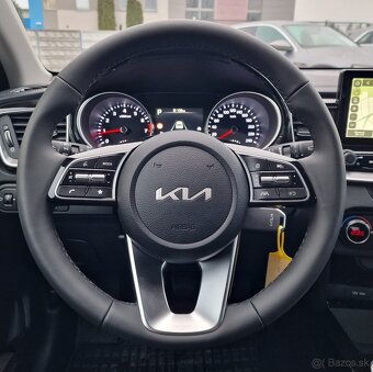 KIA CEED 1.5 T-GDI / AT, NÁJAZD 27KM  / ODPOČET DPH - 18