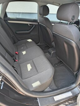 Predám Audi A4 B7 2.0 benzín,96kw - 18
