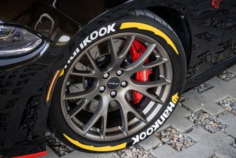 Dodge Charger SRT Hellcat 6.2L V8 - 18
