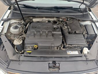 VW Passat B8 Variant Highline 2.0 TDI DSG 110 KW - 18