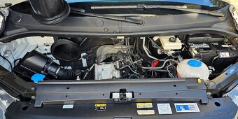 Volkswagen Crafter 2.0 TDI L3H2 A/8 Hydraulické Čélo 10/2022 - 18