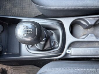 Hyundai i30,1.4 cvvt,M5 - 18