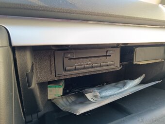 Audi A4 b6 Avant 1.9. tdi, 96 kw, M6 - 18