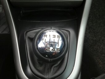 Peugeot 308 2.0 HDI SW panorama digi.klima - 18