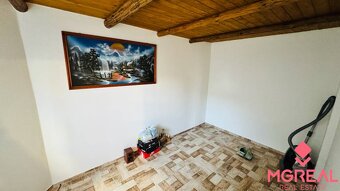 Na predaj rekreačná chatka so záhradou 412 m2 a bazénom Part - 18