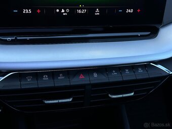 Škoda Octavia Combi 2.0 TDI SCR Style DSG  VIRTUAL PANORAMA - 18