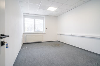 Na predaj priemyselný objekt s investičným potenciálom v Sen - 18