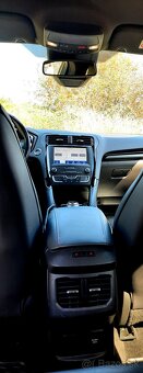 Predám  Ford Mondeo Combi 2.0 TDCi EcoBlue ST-Line A/T - 18