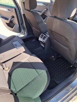 Škoda Superb Combi 1.6 TDI Ambition - 18
