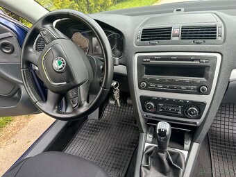 Škoda Octavia Combi 1.6 TDI CR Ambiente - 18