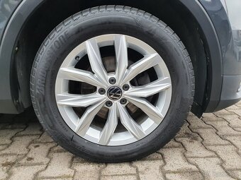VW Tiguan Highline 2.0TDI 110kW 4x4 DSG - záruka Autodraft - 18