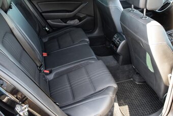 Volkswagen Passat Alltrack 2.0 TDI SCR 4Motion DSG, (2017) - 18