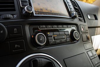 T5 Multivan Highline 4x4 132kW A/T WEBASTO - 18