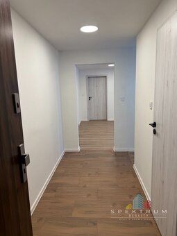 SPEKTRUM REALITY- Na PREDAJ 3 -izbový byt, 63.3 m2 s balkóno - 18