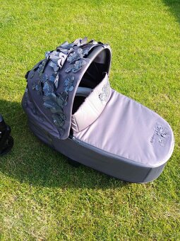 Cybex Priam Simply Flowers Grey - 18