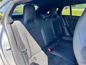 Mercedes-Benz CLA Shooting Brake SB 180 A/T - 18