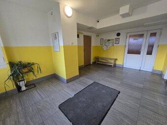 Prenájom 2 izbový byt s balkónom na sídlisku Západ- Poprad - 18