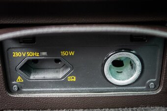 Volkswagen Passat 2.0 TDI AT/6 - 18