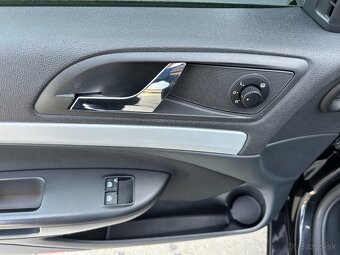 Škoda Octavia 1.4 TSI Ambiente - 18