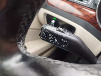 Škoda Superb Combi 2.0 TDI CR 140k Elegance, r.v.: 5/2011 - 18