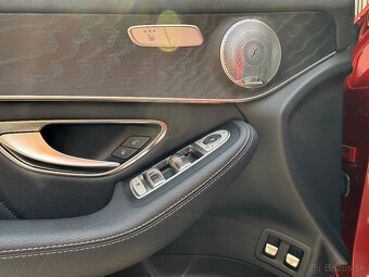 Predám Mercedes GLC 250 4 Matic Amg line - 18