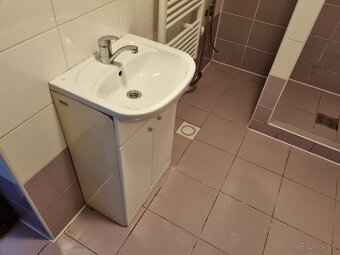 Rodinný dom s podkrovím a prístavbou v Lučenci - 18