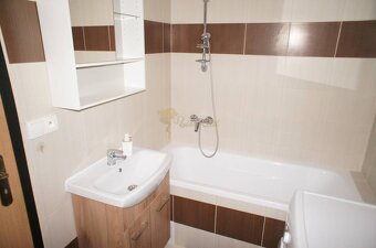 PRENÁJOM, 2-IZB., NITRA - KLOKOČINA, IZBY SAMOSTATNÉ, SO ZAR - 18
