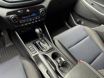 HYUNDAI TUCSON 1.6 T-GDI STYLE A/T 4x4 / SK AUTO / 1.MAJITEĽ - 18