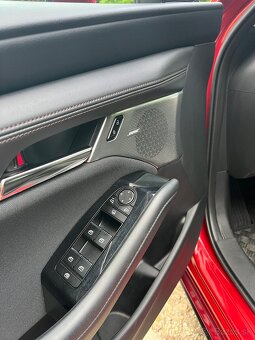 Mazda 3 sedan G122 plus - safety , sound, style - 18