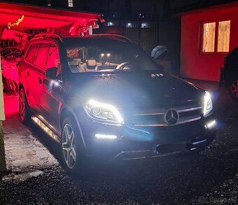 Mercedes GL350 - 18