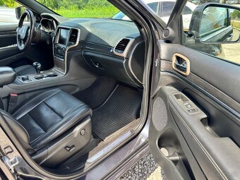 Jeep Grand Cherokee 3.0L V6 TD Overland A/T - 18