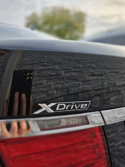 BMW 750I TwinTurbo 4.4 V8 300 KW - 407 HP 6/AT - 18