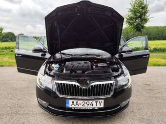 Škoda Superb Combi 2.0 TDI CR 170k Ambition - 18