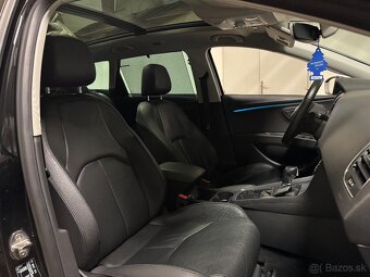 Seat Leon 2,0 TDI 135KW 4x4 2017 DSG Pano Full-LED XPERIENCE - 18