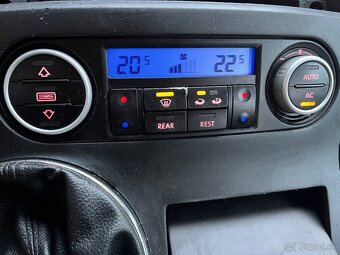 vw t5 multivan 2,5tdi 96kw - 18