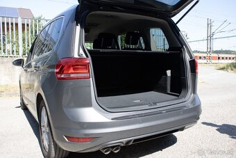 Volkswagen Touran 2.0 TDI Highline DSG - 18
