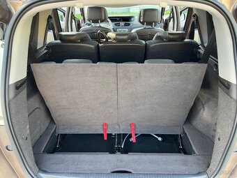 Renault Grand Scénic 1.6 dCi Privilege 7miest 2012 - camping - 18
