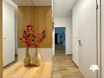 Prenájom 3 izb. byt, balkón, centrum, rekonštrukcia - 18