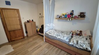 Predaj, samostatne stojaci RD, Brodské, pozemok 1180m2, ZNÍŽ - 18