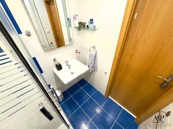 NA PREDAJ VEĽKÝ 3 IZB. BYT S LOGGIOU, 84M2, UL. S. JURKOVIČA - 18