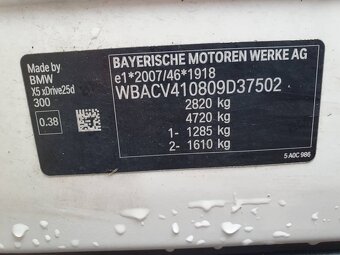 Predám  BMW X5 xDrive25d A/T    4x4 - 18