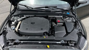 Volvo V60 T4 Momentum Pro A/T - 18