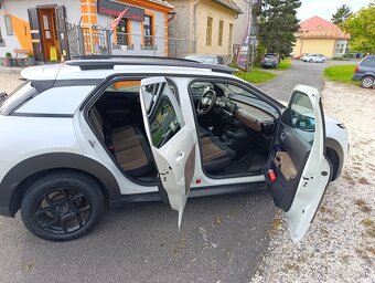 Citroën C4 Cactus 1.2, Biela Perleť, Crossover - 18