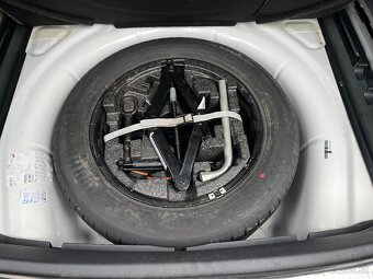 Škoda Superb 2 Combi 2.0TDI DSG 125 kW, r. v. 2011 - 18