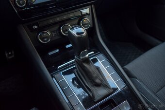 Škoda Superb Combi 1.6 TDI Ambition DSG - 18
