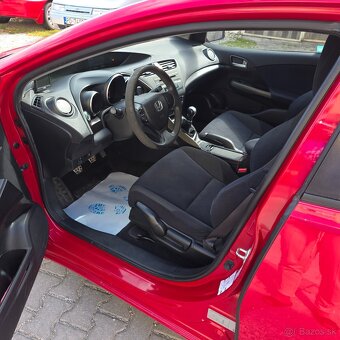 Honda Civic 1.4 i-VTEC  5DR - benzín - 18