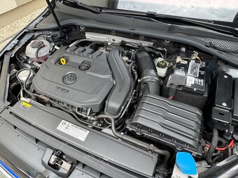 VOLKSWAGEN GOLF VARIANT, HIGHLINE, 1,5TSI, MANUÁL, 8/2019 - 18