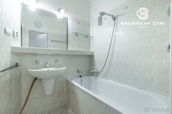 REZERVOVANÉ - PREDAJ 3-IZBOVÉHO BYTU V PÔVODNOM STAVE - Palá - 18